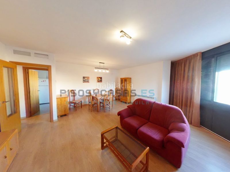 Foto 2c6b0885-9b89-4220-9ae8-e56cf35ad029. Piso en calle madrid 2 piso en venta en calle madrid zaragoza en Caspe
