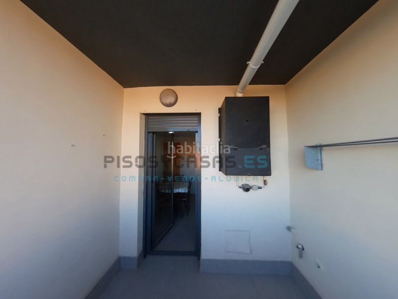 Foto 45c7ca76-db69-4bee-98e5-ad3adcd1fa95. Piso en calle madrid 2 piso en venta en calle madrid zaragoza en Caspe
