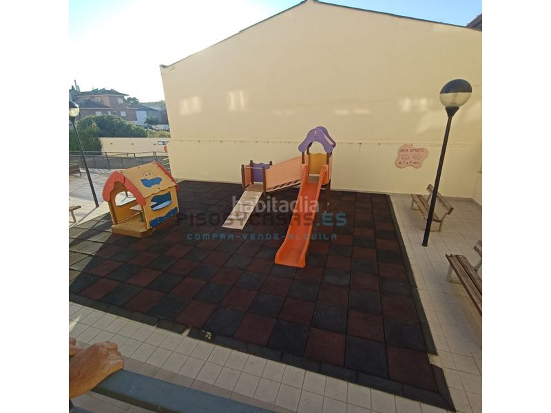 Foto 838e0492-52da-42f9-a7e5-26174eb2299f. Piso en calle madrid 2 piso en venta en calle madrid zaragoza en Caspe