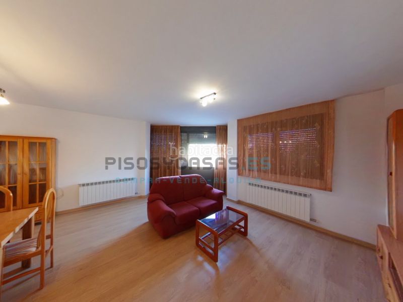 Foto 872a5f0f-fb21-49a4-af48-8c13b6631b3b. Piso en calle madrid 2 piso en venta en calle madrid zaragoza en Caspe