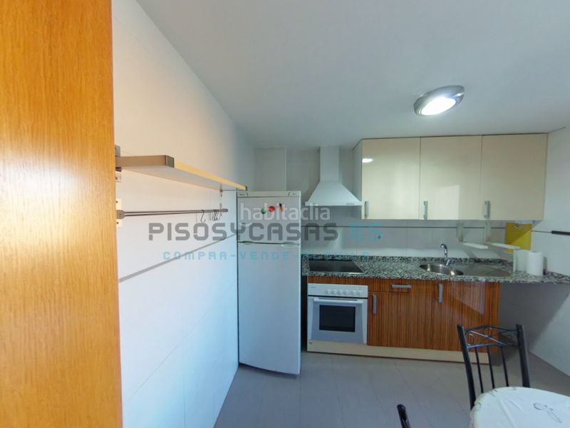 Foto d11c056b-7673-45f5-8736-b301f71b9937. Piso en calle madrid 2 piso en venta en calle madrid zaragoza en Caspe