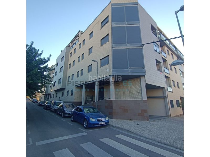 Foto d6bc2ced-c7c4-464c-9ae5-21f6ff837b93. Piso en calle madrid 2 piso en venta en calle madrid zaragoza en Caspe