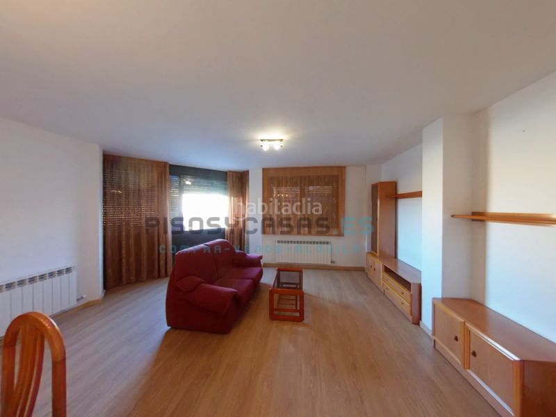 Foto d7eb3347-5d01-4dc2-860f-fc628988a20c. Piso en calle madrid 2 piso en venta en calle madrid zaragoza en Caspe