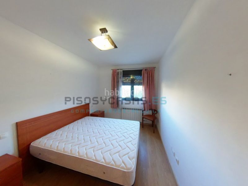 Foto edc7efbd-b6d9-450d-986b-12268adf0dad. Piso en calle madrid 2 piso en venta en calle madrid zaragoza en Caspe