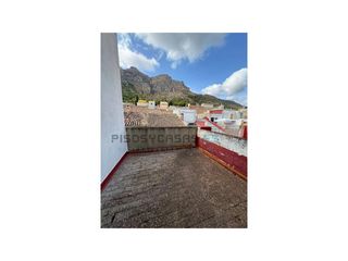 Chalet  Carrer sant benet. Venta casa calle san benet tavernes de la valdigna en valencia