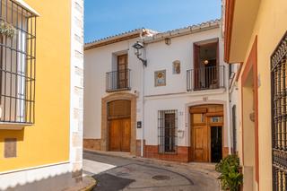 Masia a Alcalalí