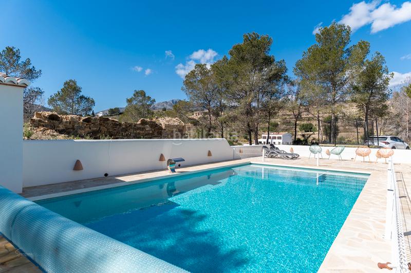 Foto fe22fed6-3155-42cc-a295-28ecc9234c2b. Masia amb piscina a Benissa pueblo Benissa