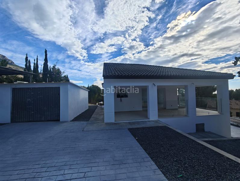 Foto 76104732-9464-4c20-98fc-b5d804b31d38. Chalet mit parking pool in Altea la vella Altea