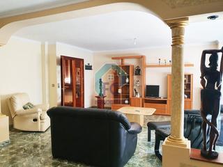 Pis a Casco Antiguo. Piso en venta en aguilas, con 210 m2, 4 habitaciones y 3 baños,