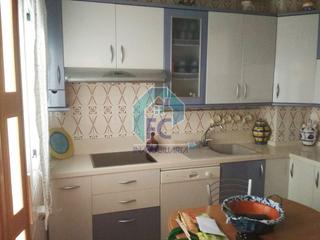 Piso en Casco Antiguo. Piso en venta en aguilas, con 135 m2, 4 habitaciones y 2 baños,