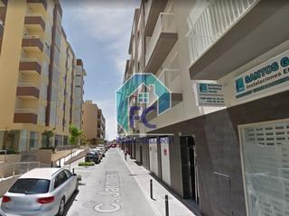 Parking coche en La Viña. Garaje en venta en lorca y con 10 m2.
