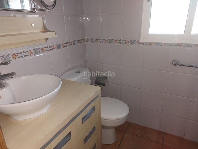 Foto a558b27c-e4c1-4406-9c3d-1dbbc4b4c066. Casa adossada a mar 76 a Daimús