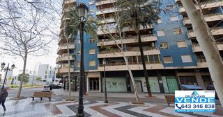Lloguer Local Comercial a Avenida de les germanías 75. Local comercia en gandia