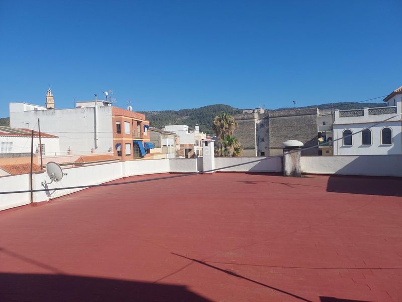 Foto 58cb3cee-d225-4bfd-82f8-8065dd71908a. Local comercial a Font d´en Carròs (la)