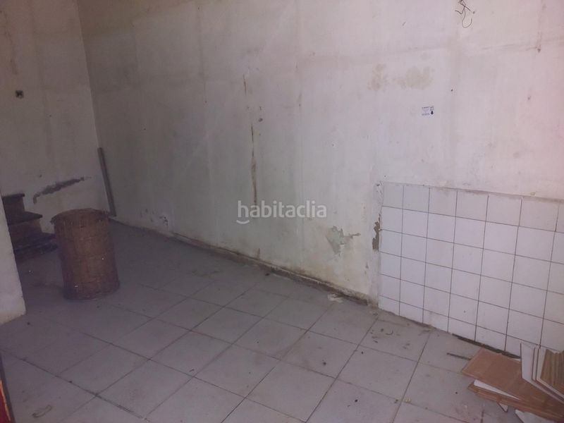 Foto 5e5c2b59-20ee-46b1-8bea-5be12f131743. Local comercial a Font d´en Carròs (la)