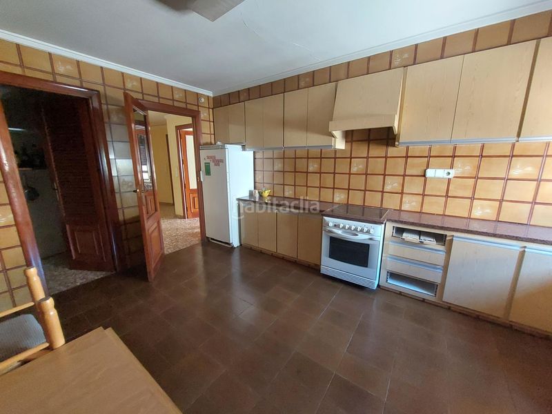 Foto a3397e7a-79ba-4c0a-84da-186f930432fd. Local comercial a Font d´en Carròs (la)