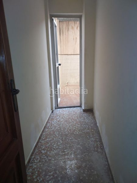Foto efdaaf27-a41b-471d-ad08-7769f8ae4c8e. Local comercial a Font d´en Carròs (la)
