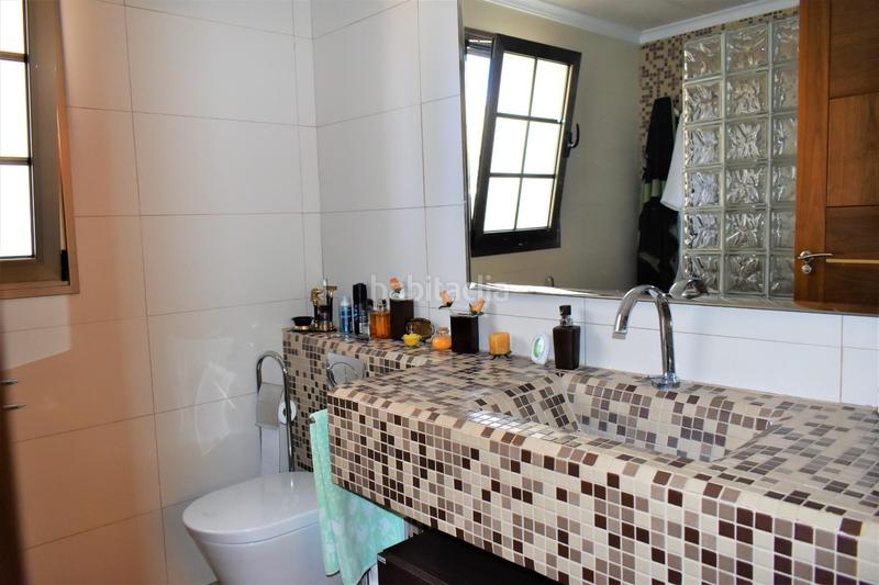 Foto 39c0c789-bd58-480b-b69c-a60e801fd5bb. Xalet amb aparcament piscina a Park Nord - Casona Gandia