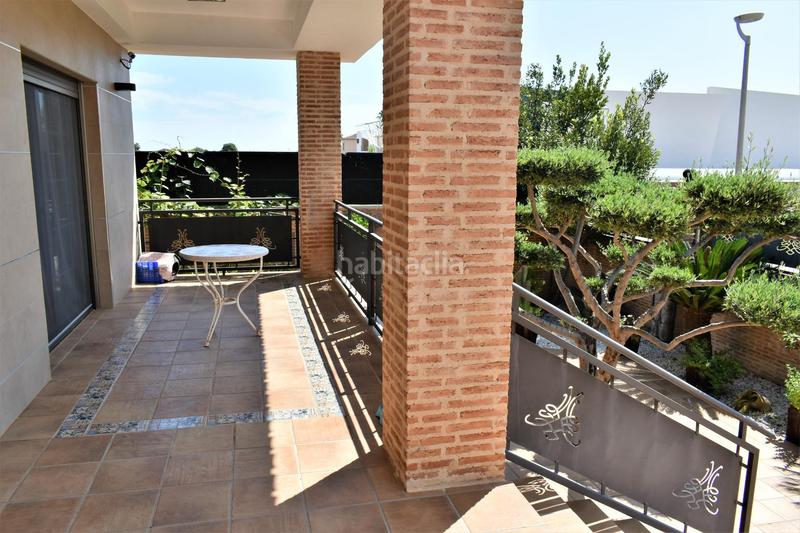 Foto 66eca1f1-146a-4b14-b383-b5a9ae221cc1. Xalet amb aparcament piscina a Park Nord - Casona Gandia