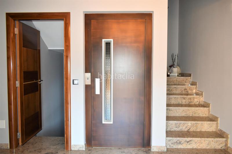 Foto 8764901d-cb58-4299-bd3b-58ee6bcdcd7f. Xalet amb aparcament piscina a Park Nord - Casona Gandia