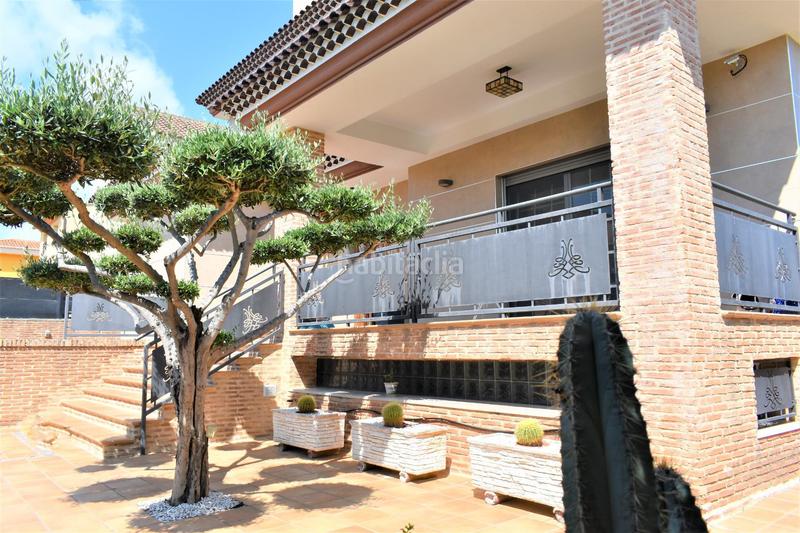 Foto 87f0cac6-0854-4bdd-9d46-7ec05a3c97ad. Xalet amb aparcament piscina a Park Nord - Casona Gandia