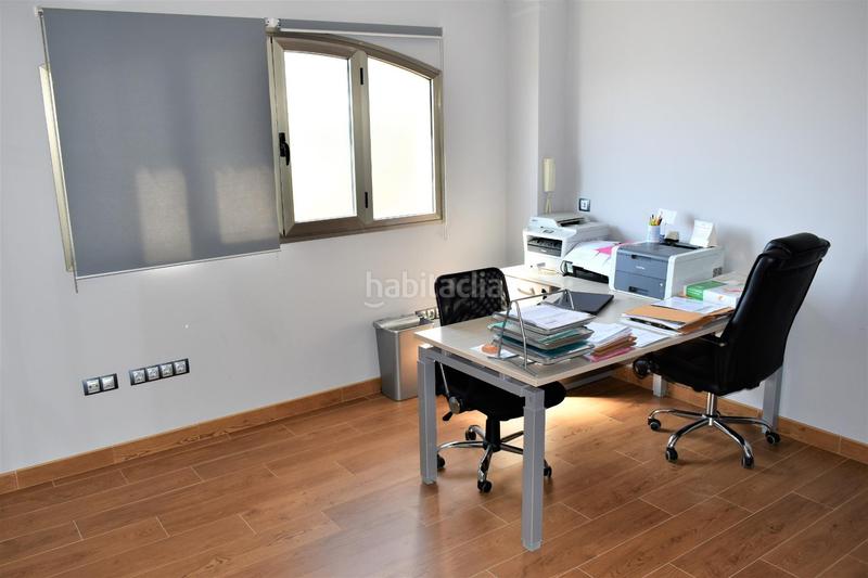 Foto a6f80e02-7981-4f93-96a6-1e96e4fb7c70. Xalet amb aparcament piscina a Park Nord - Casona Gandia