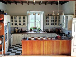 Masia  Calle folgueiron. Encanto histórico con vistas únicas en asturias