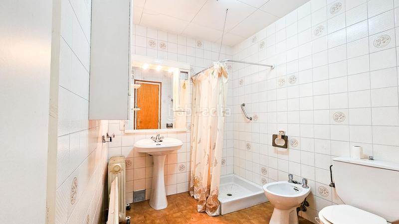 Foto f9a47604-2003-4500-a37e-761e650d8498. Semi detached house in Navarcles