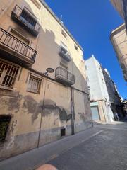 Building  Cl metges dels 4 43800 valls (tarragona). Edificion en venta en valls, tarragona