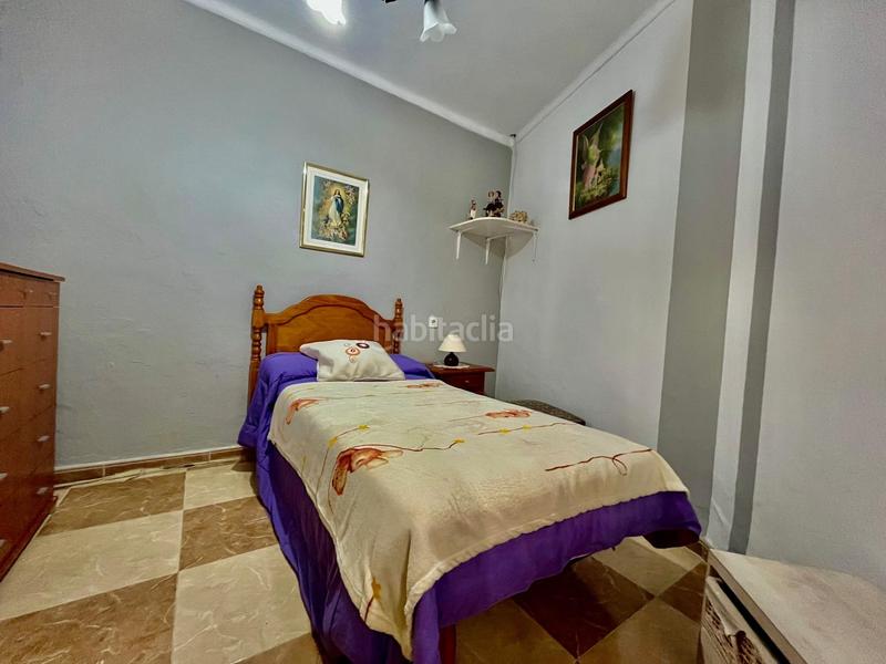 Foto 624cfa77-d2ad-4f34-9651-ed75269af984. Reihenhaus in calle barranco 2 in Guaro