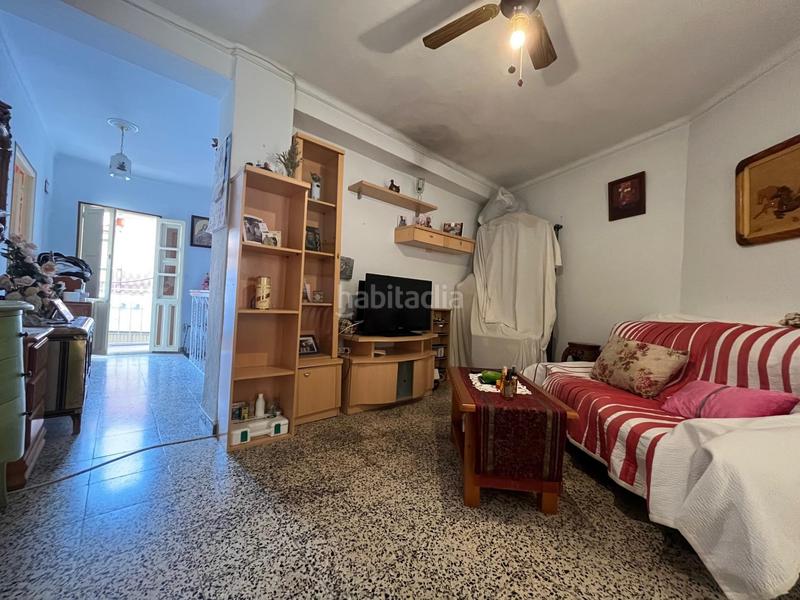 Foto a29f7f6c-0e9c-4ec0-babd-d514b3560c30. Reihenhaus in calle barranco 2 in Guaro