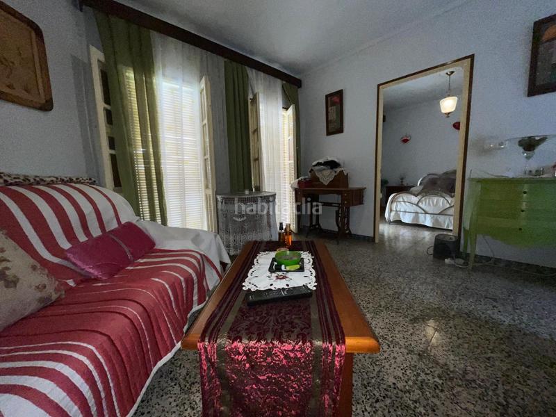 Foto a8d65d83-fd5b-4512-a210-9e0b6a28f319. Reihenhaus in calle barranco 2 in Guaro