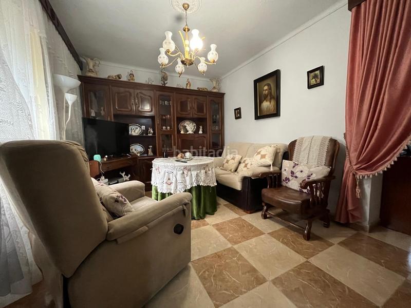 Foto dcf00393-4fe4-4a7f-b014-eb140ce05047. Reihenhaus in calle barranco 2 in Guaro