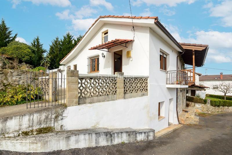 Foto cb59d9e6-1779-4c1d-9eab-b48e0ef95420. Casa en nalio 3 casa , en el centro de asturias en Grado