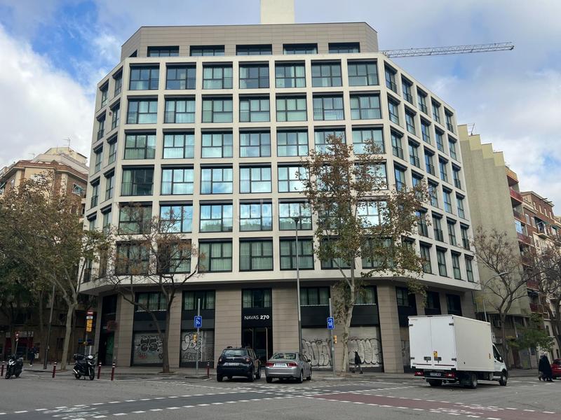 Foto 5ebbc81c-5f7b-41f0-91fa-33f997f41e32. Attico in Navas Barcelona