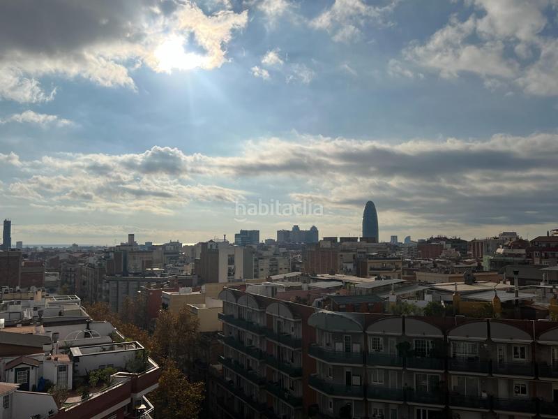 Foto cae7eb70-a180-4a7e-96cb-e1dab6ffbcd1. Attico in Navas Barcelona