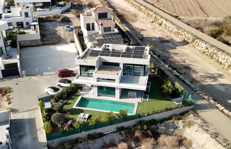 Foto 530233e1-0c57-4d16-a701-203edbd6e3f7. Xalet amb calefacció aparcament piscina a Cala Marqués Vera