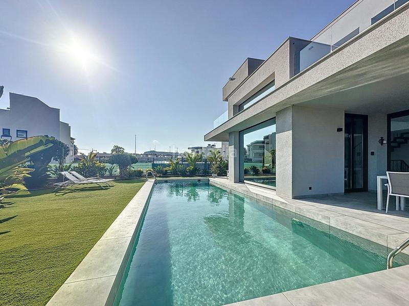 Foto e1781353-9f3c-49c6-a433-da3dd68dcbfb. Xalet amb calefacció aparcament piscina a Cala Marqués Vera