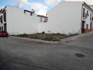 Terreny residencial  Calle jazmin. Terreno urbano  de esquina en venta en  la población de  villanu
