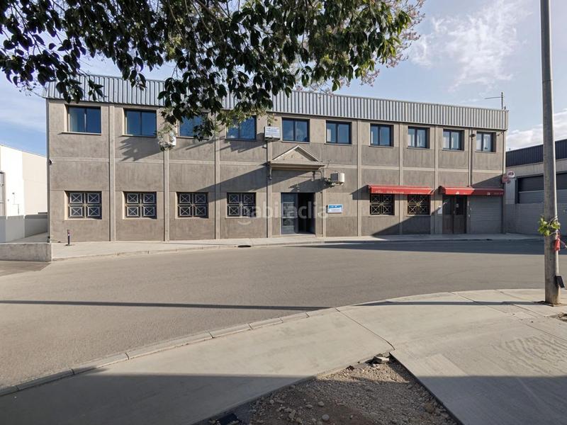 Foto cd910c95-0f1b-48a8-a64d-8b1988ca018f. Location bureau dans Fuente Vaqueros