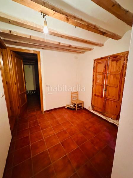 Foto 607cec55-6e1f-46b0-b0f4-b3e4663a9713. Casa adossada amb calefacció aparcament a Chodos / Xodos