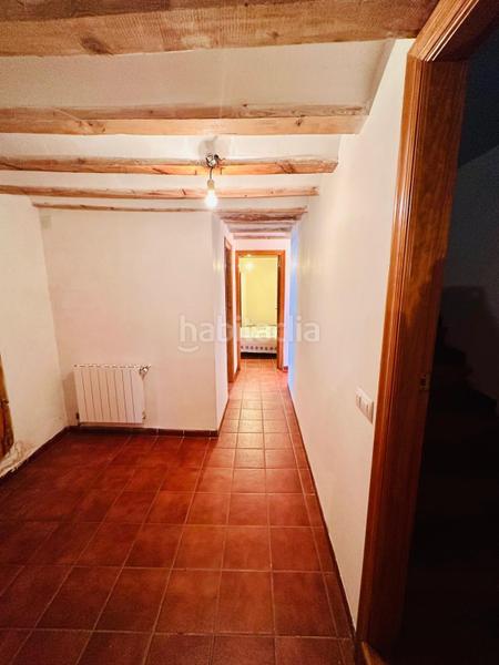 Foto ed43d082-a114-4591-90ea-24a538a67fab. Casa adossada amb calefacció aparcament a Chodos / Xodos