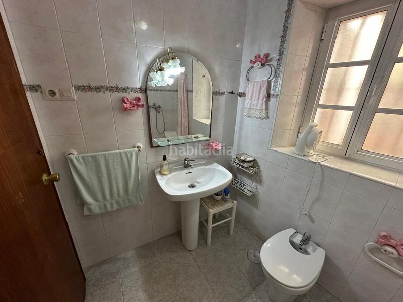 Foto 81f70843-18ad-431a-bf52-fc1b2a311bb2. Maison dans calle barrio alto 172 dans Gaucín