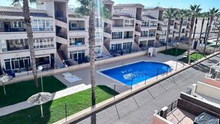 Apartamento  Calle rosa. Ático con solárium y vistas al mar en los altos, orihuela costa