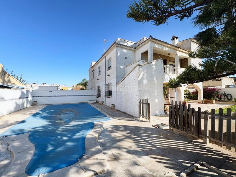 Foto 1716550f-a477-41c9-aee5-a742440d1dcd. Chalet con parcheggio piscina in La Regia Orihuela