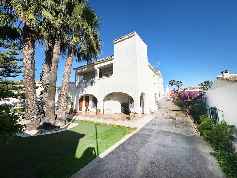 Foto 64aca494-21ec-4f49-b188-a04592ab2abb. Chalet con parcheggio piscina in La Regia Orihuela