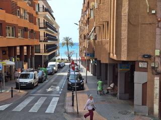 Apartament a Centro Urbano. Apartamento de 2 dormitorios y 2 baños completamente reformado c
