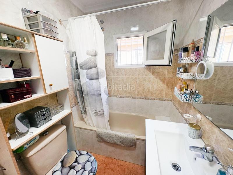 Foto a83e20bc-d438-49b6-9110-d502a656313c. Casa aparellada amb aparcament piscina a Los Balcones-Los Altos Torrevieja