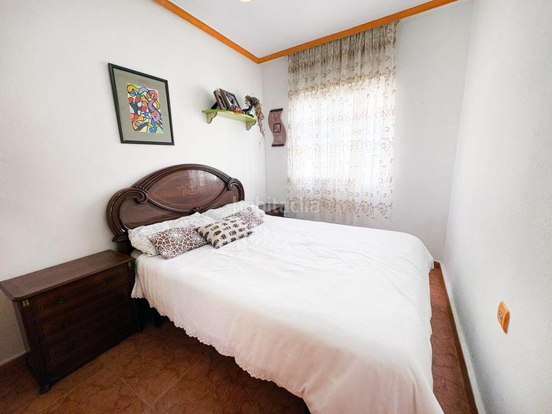 Foto f00c4da4-ea2a-4d56-9fdf-4d21421b69da. Casa aparellada amb aparcament piscina a Los Balcones-Los Altos Torrevieja