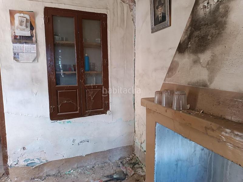 Foto af4b4015-64c0-40c1-a25e-c437c09e4668. Casa una casa con historia que espera tu visión! en Pinos Puente